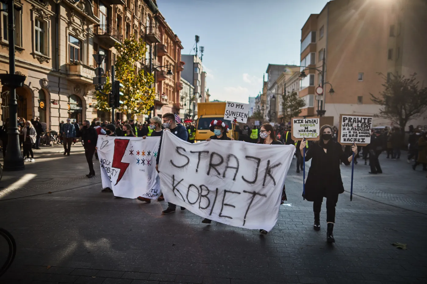 "Atmosfera została przegrzana w niewłaściwym czasie". Co w PiS mówi się o wyroku TK ws. aborcji?