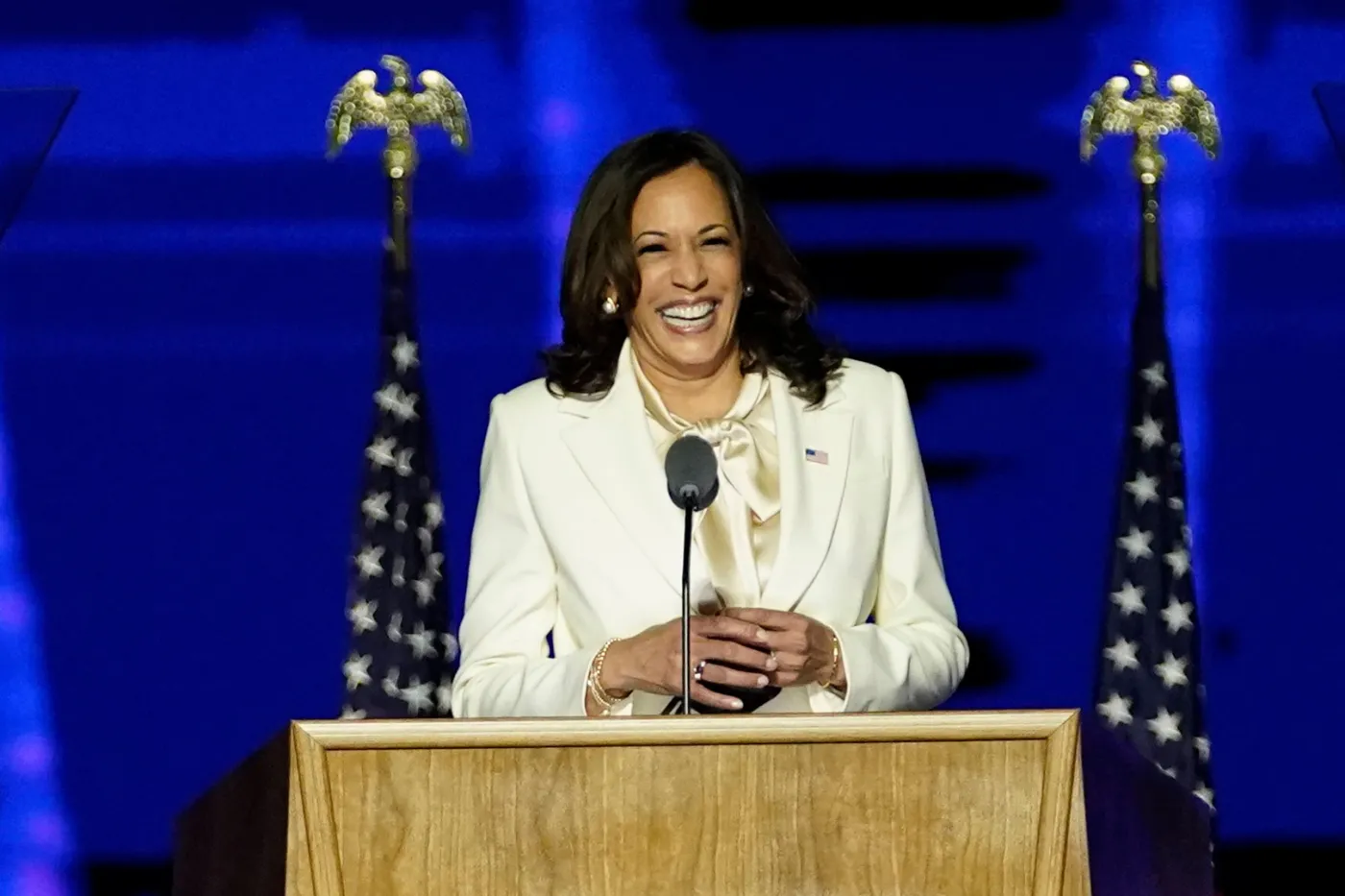 Pierwsza kobieta na stanowisku wiceprezydenta USA. Kim jest Kamala Harris? [SYLWETKA]