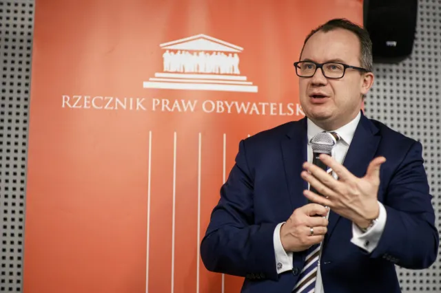 Bodnar: Wciąż obowiązują patologiczne przepisy, które pozwalają służbom na jawne łamanie prawa [WYWIAD]