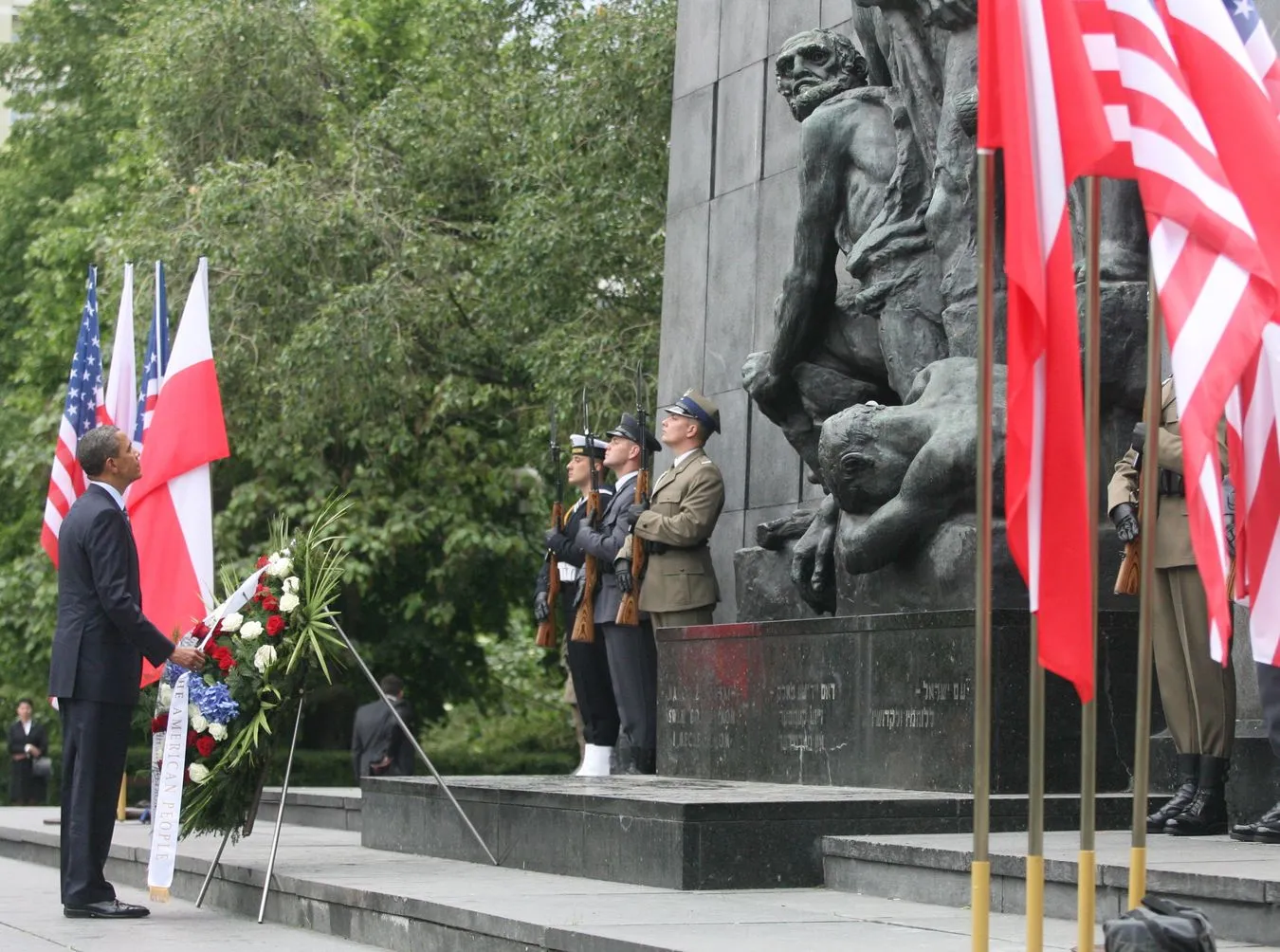 2114671-11527184.jpg