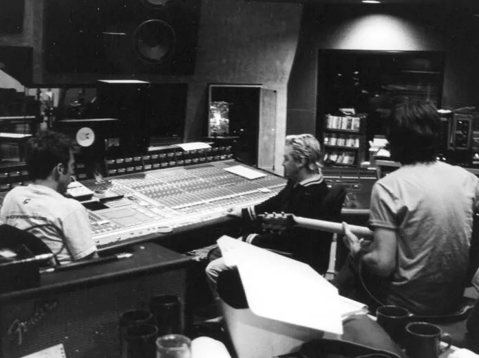 2093821-pearl-jam.jpg