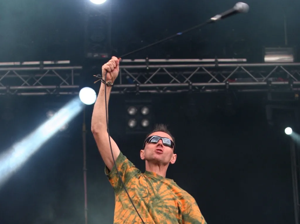 2289604-r-u-t-a.jpg