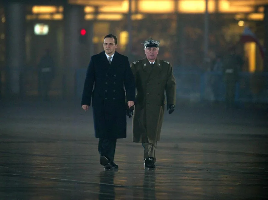 2870436-1sikorski.jpg