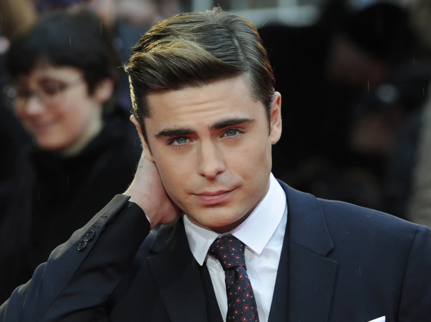 Przystojniak Zac Efron na premierze "Szczęściarza" w Londynie