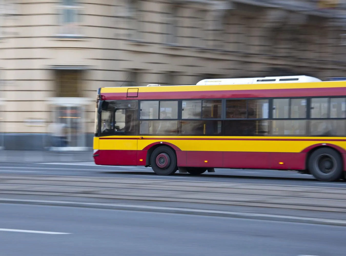 Drogowy absurd. Za e-myto zapłacą pasażerowie autobusów