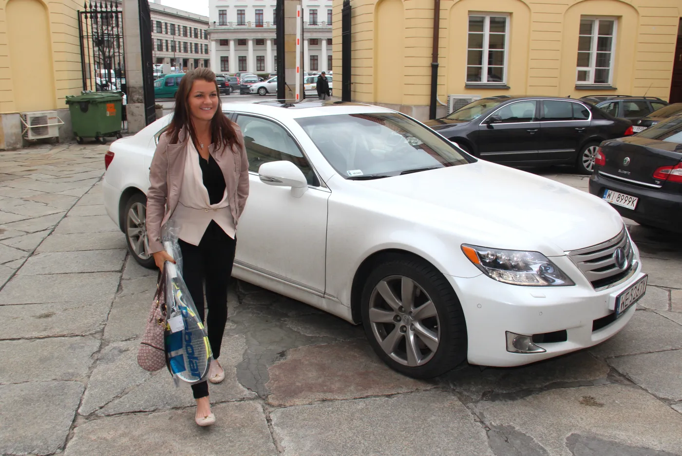 3703120-aradwanska.jpg