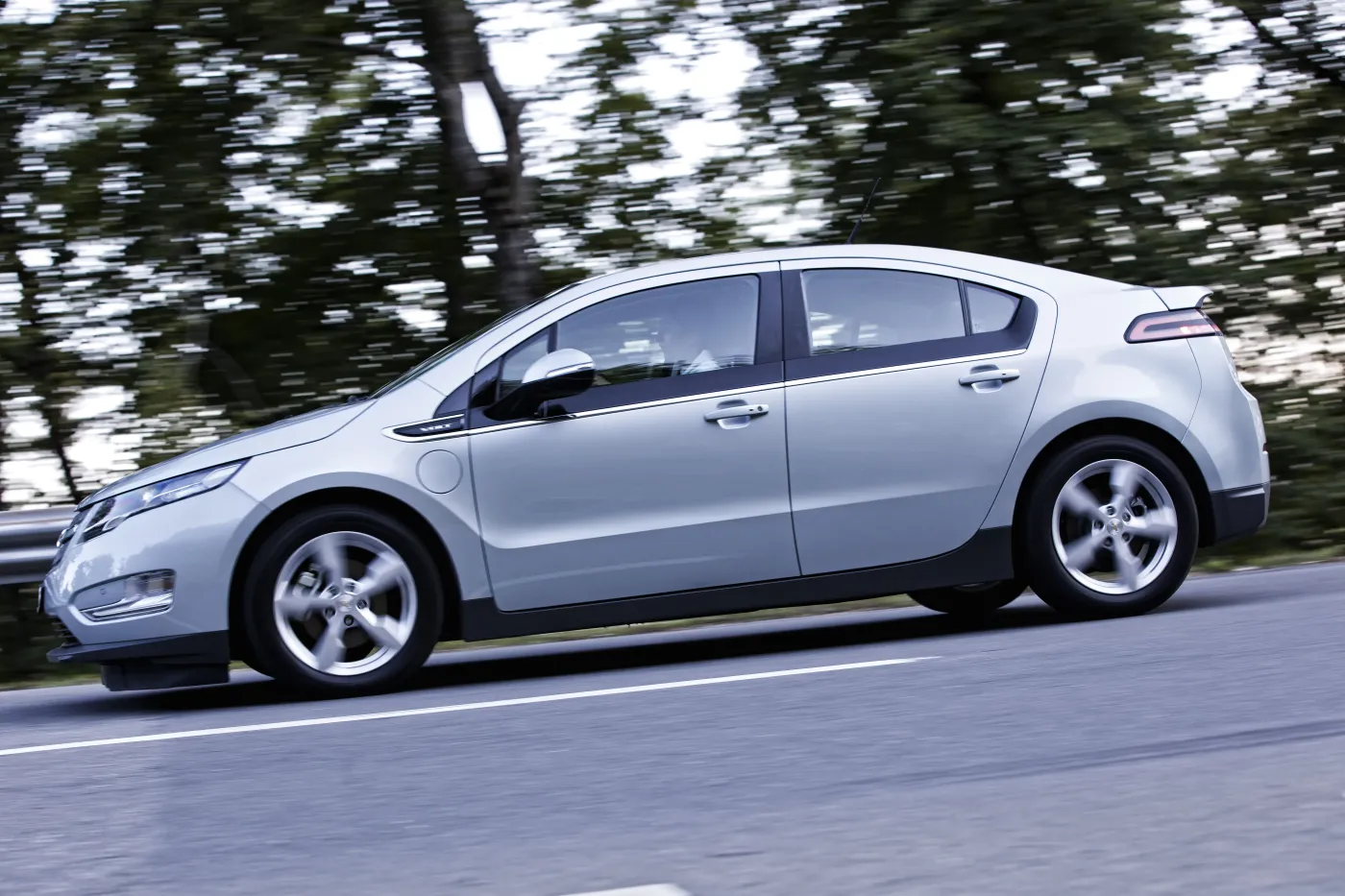 3575421-volt-015.jpg