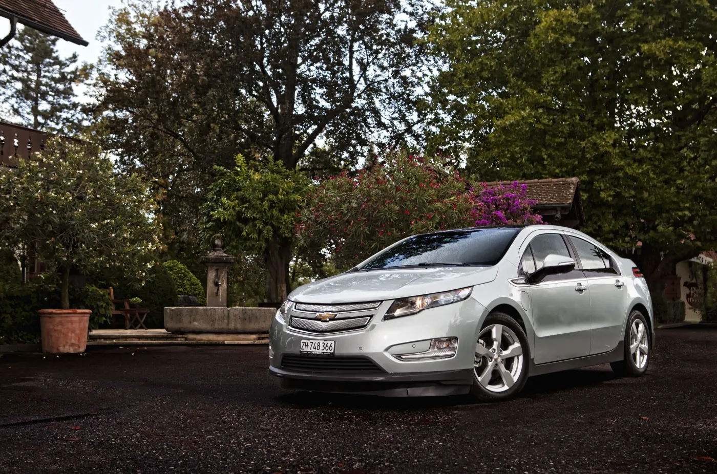 3575537-volt-046.jpg