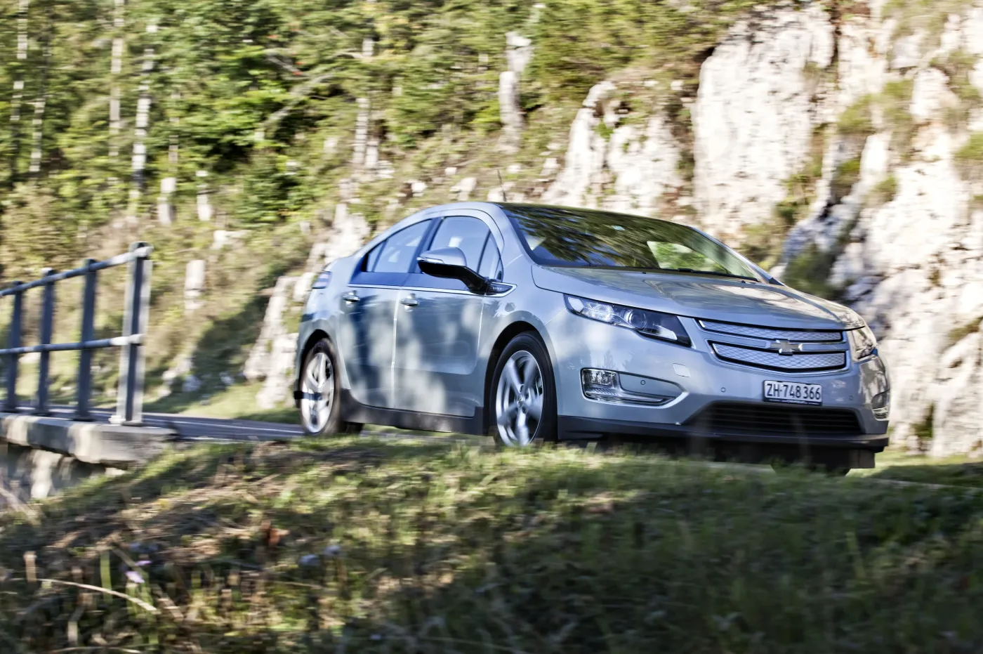 3575336-volt-012.jpg