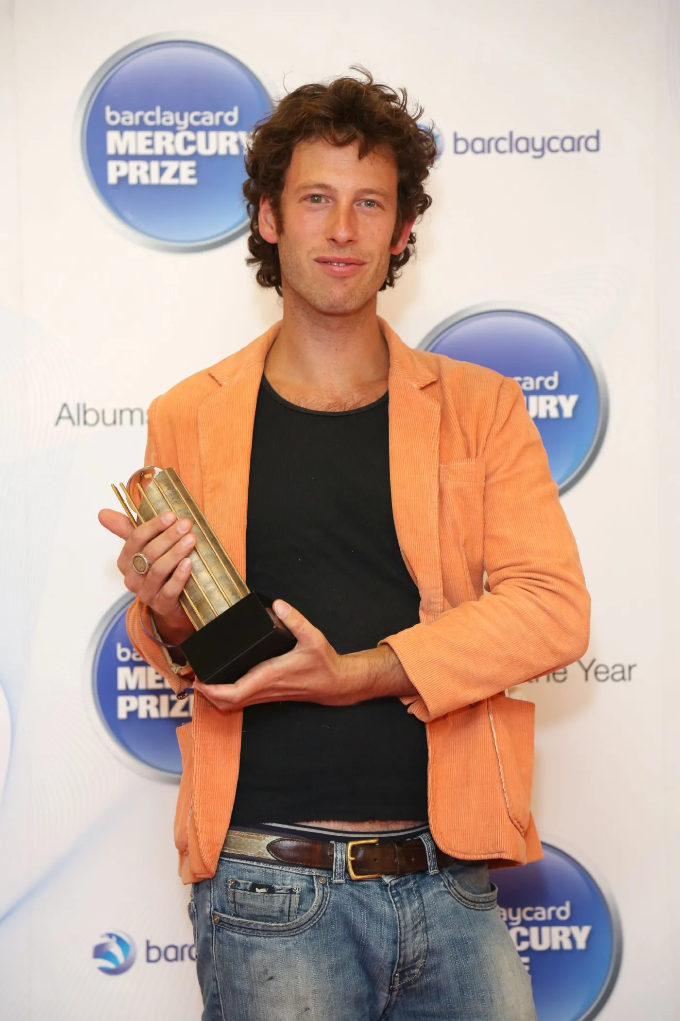 4025720-sam-lee.jpg