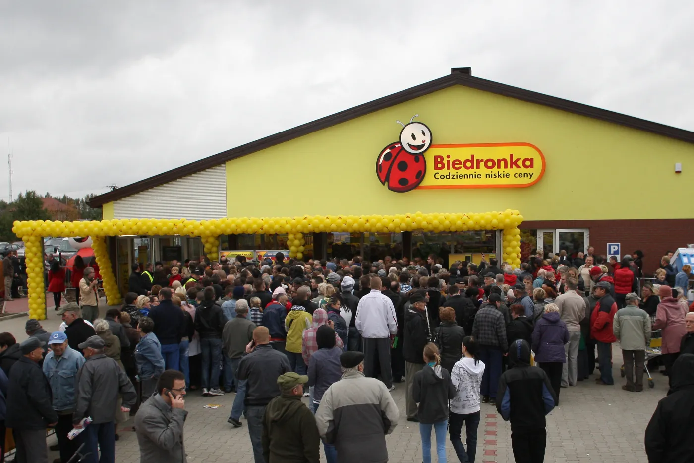 4125037-biedronka.jpg