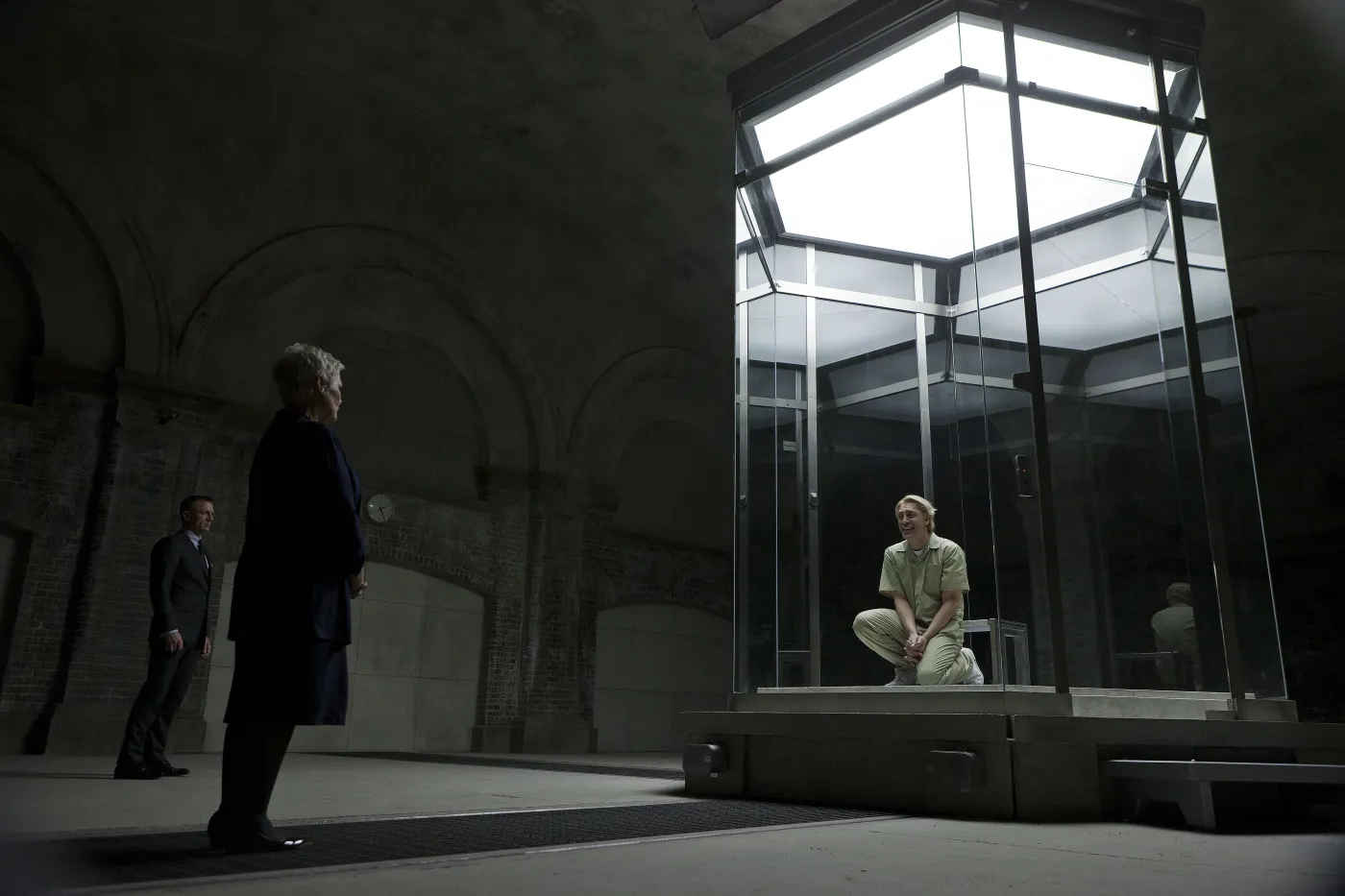 4184926-skyfall.jpg