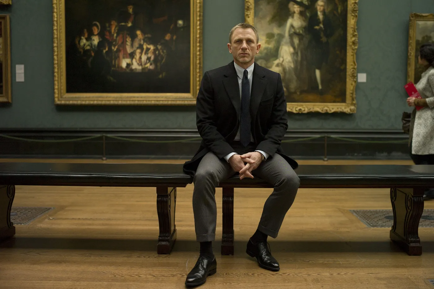 4184781-skyfall.jpg