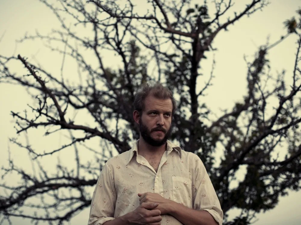 3732647-bon-iver.jpg