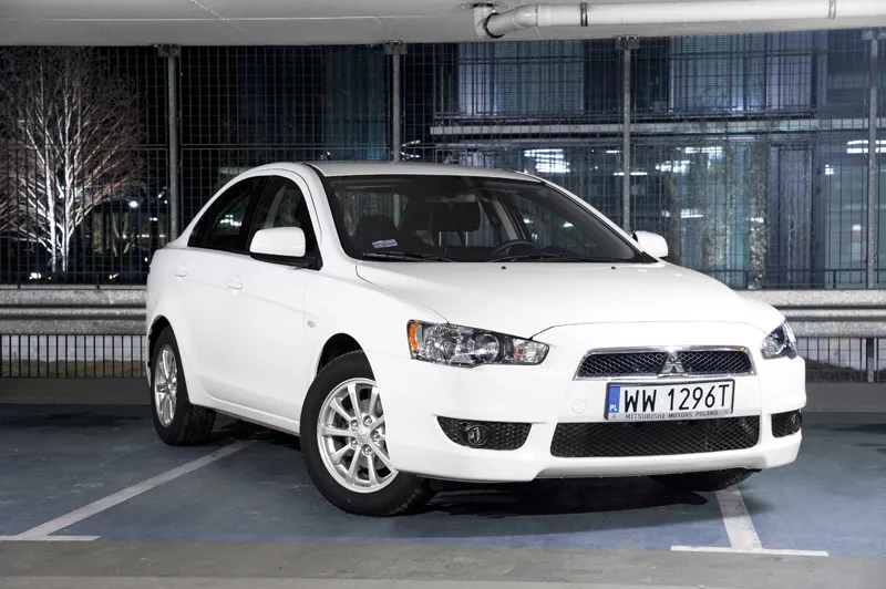 4593877-lancer1.jpg