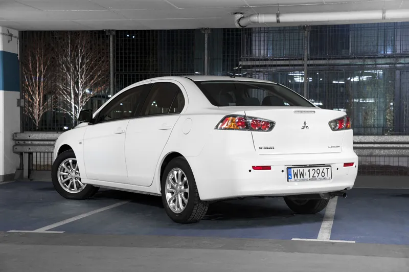 4593904-lancer2.jpg