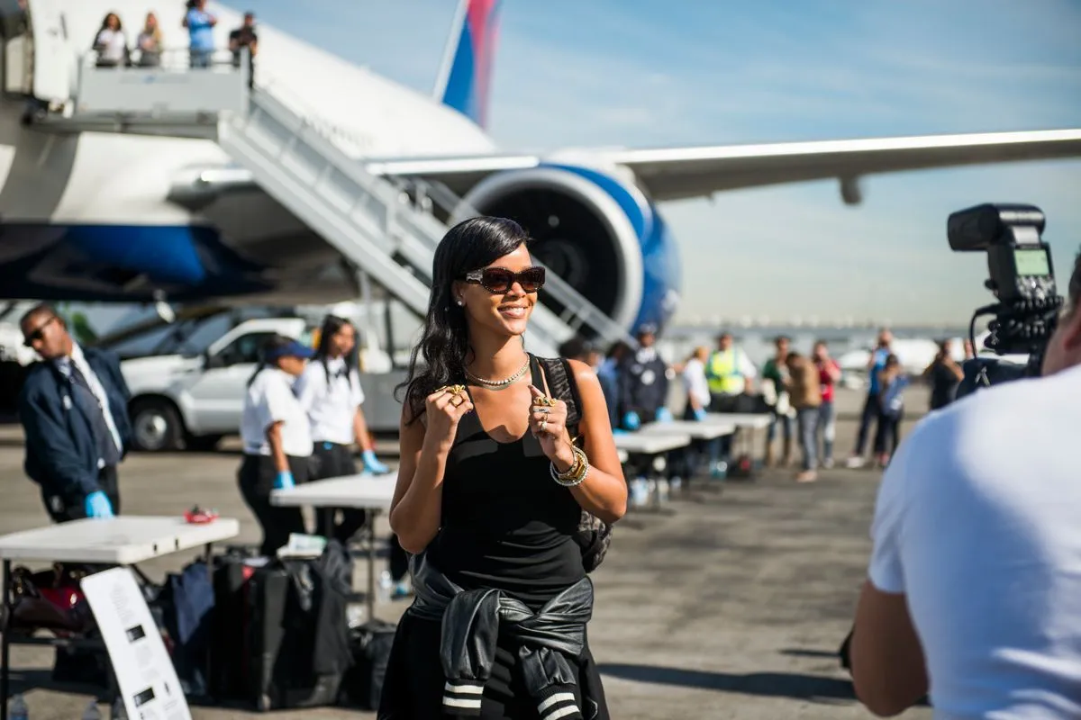 Rihanna i tajemnicze 777 - czegoś takiego jeszcze nie było. ZDJĘCIA!