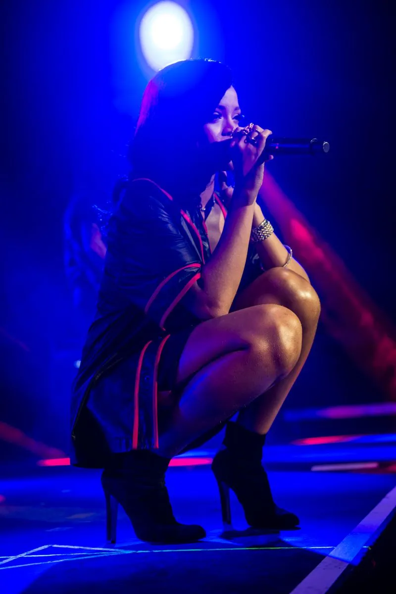 4291842-rihanna.jpg