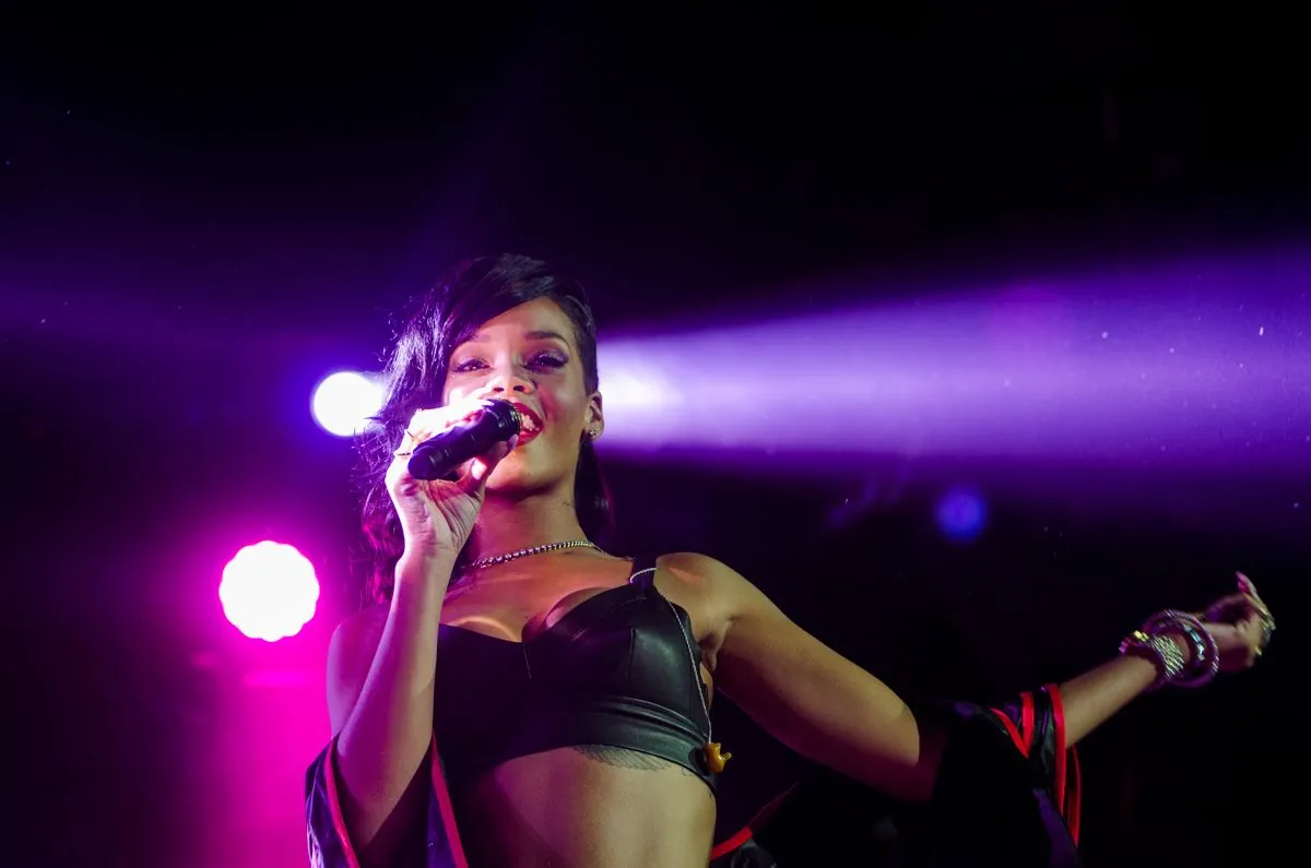 4291870-rihanna.jpg
