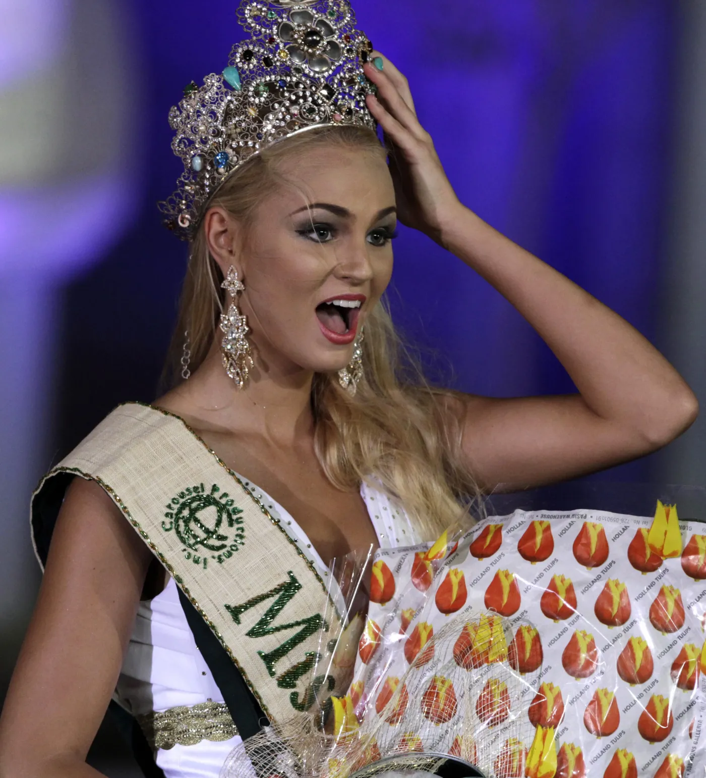 4318735-miss-earth.jpg