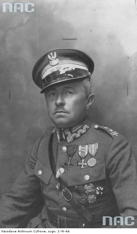 4833022-katyn-1940.jpg