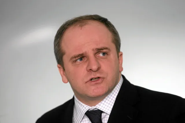 Polityk PJN burzy krew: PO i PiS to dwa tłuste koty 