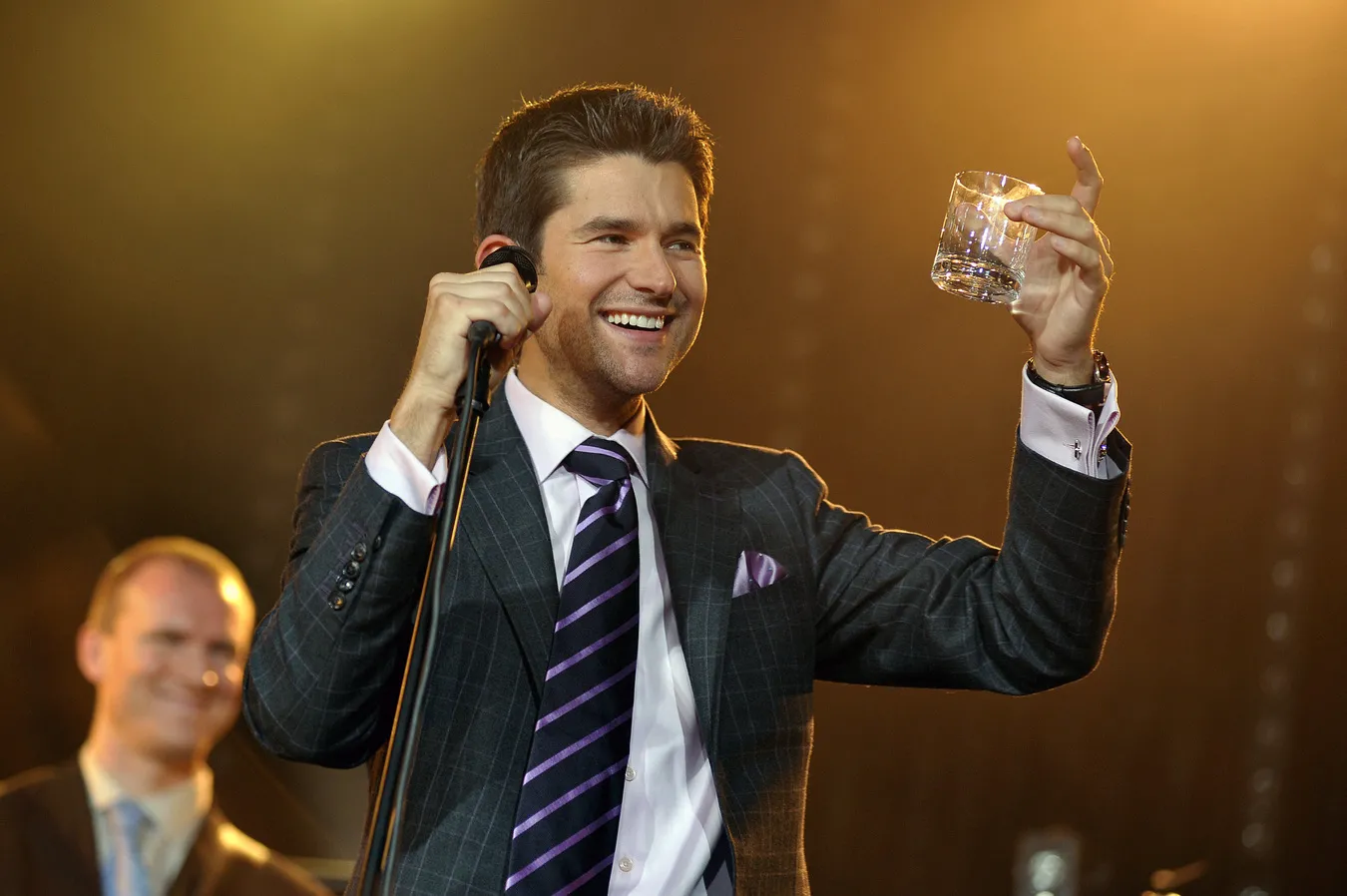 4788401-matt-dusk.jpg