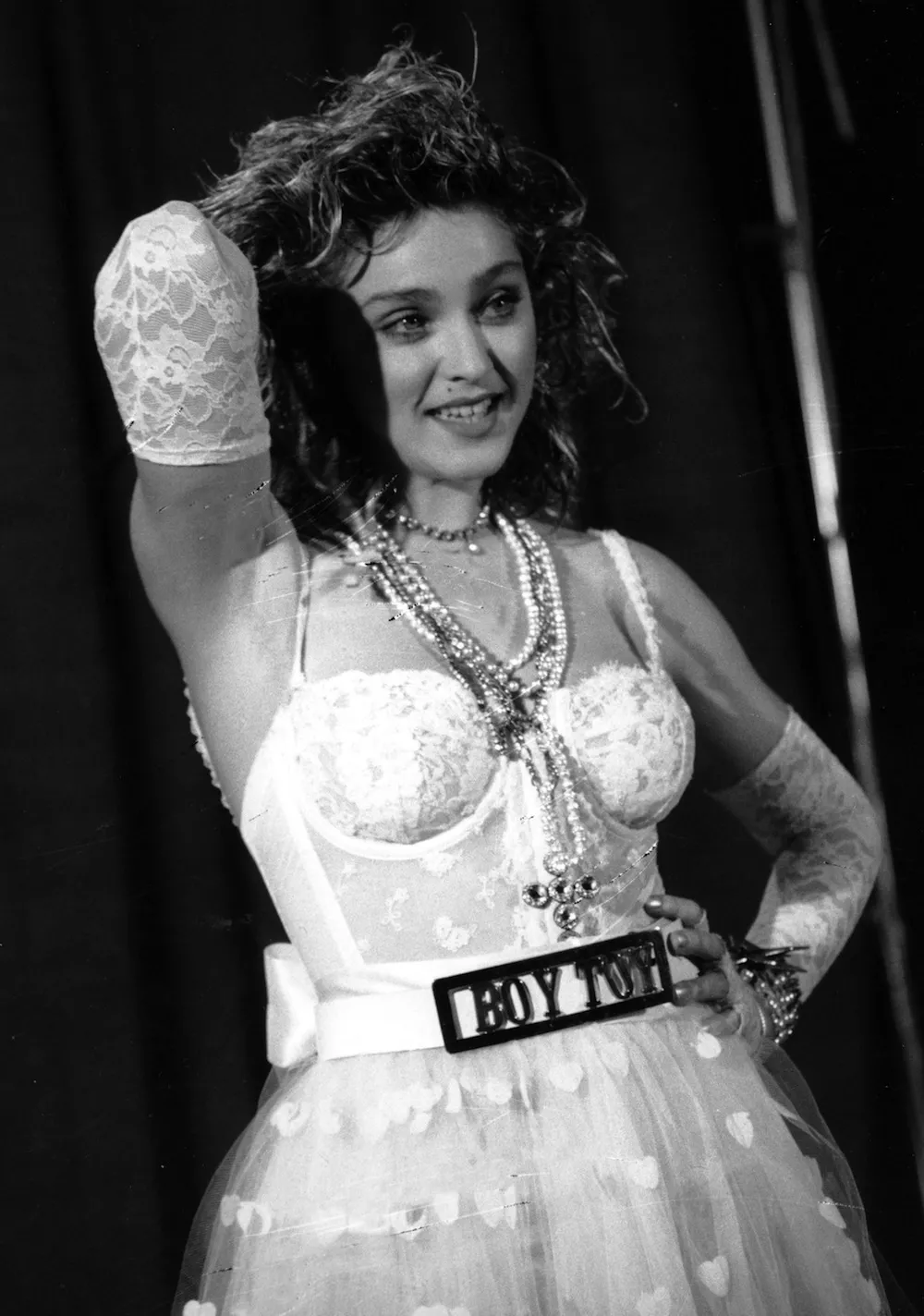 5305380-madonna.jpg