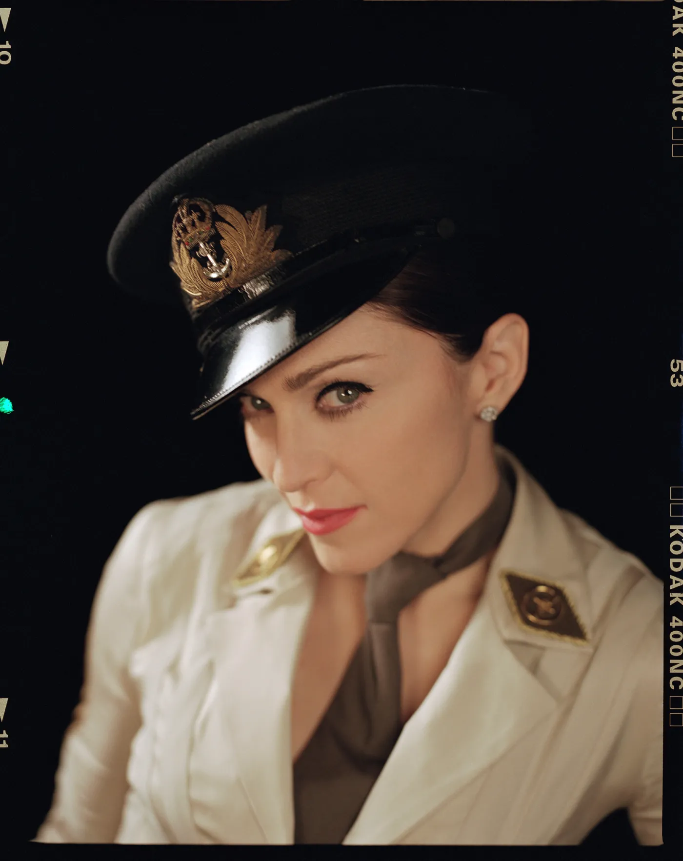 5306076-madonna.jpg