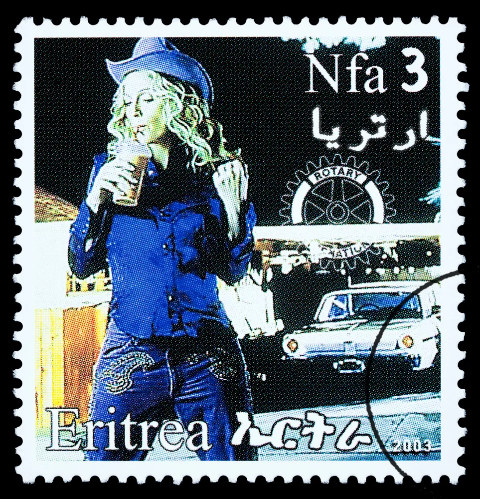 5308406-madonna.jpg