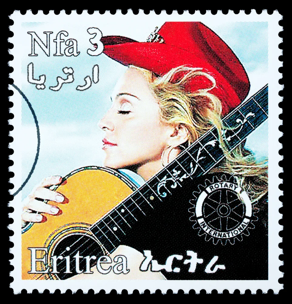 5308348-madonna.jpg