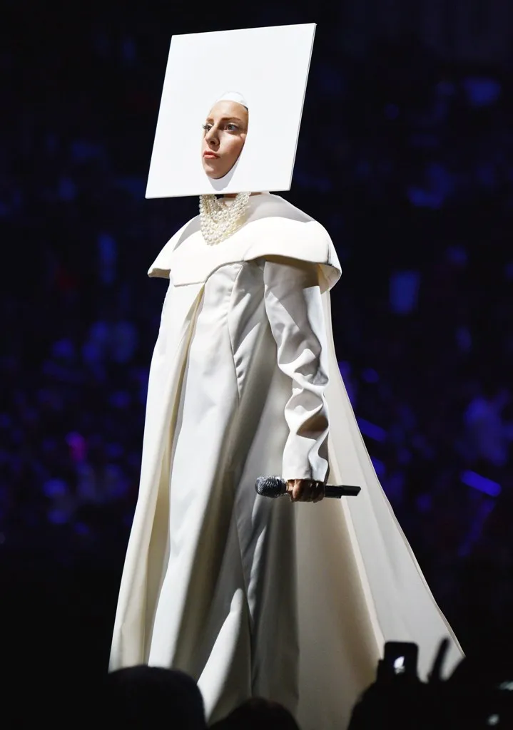 5338505-lady-gaga.jpg