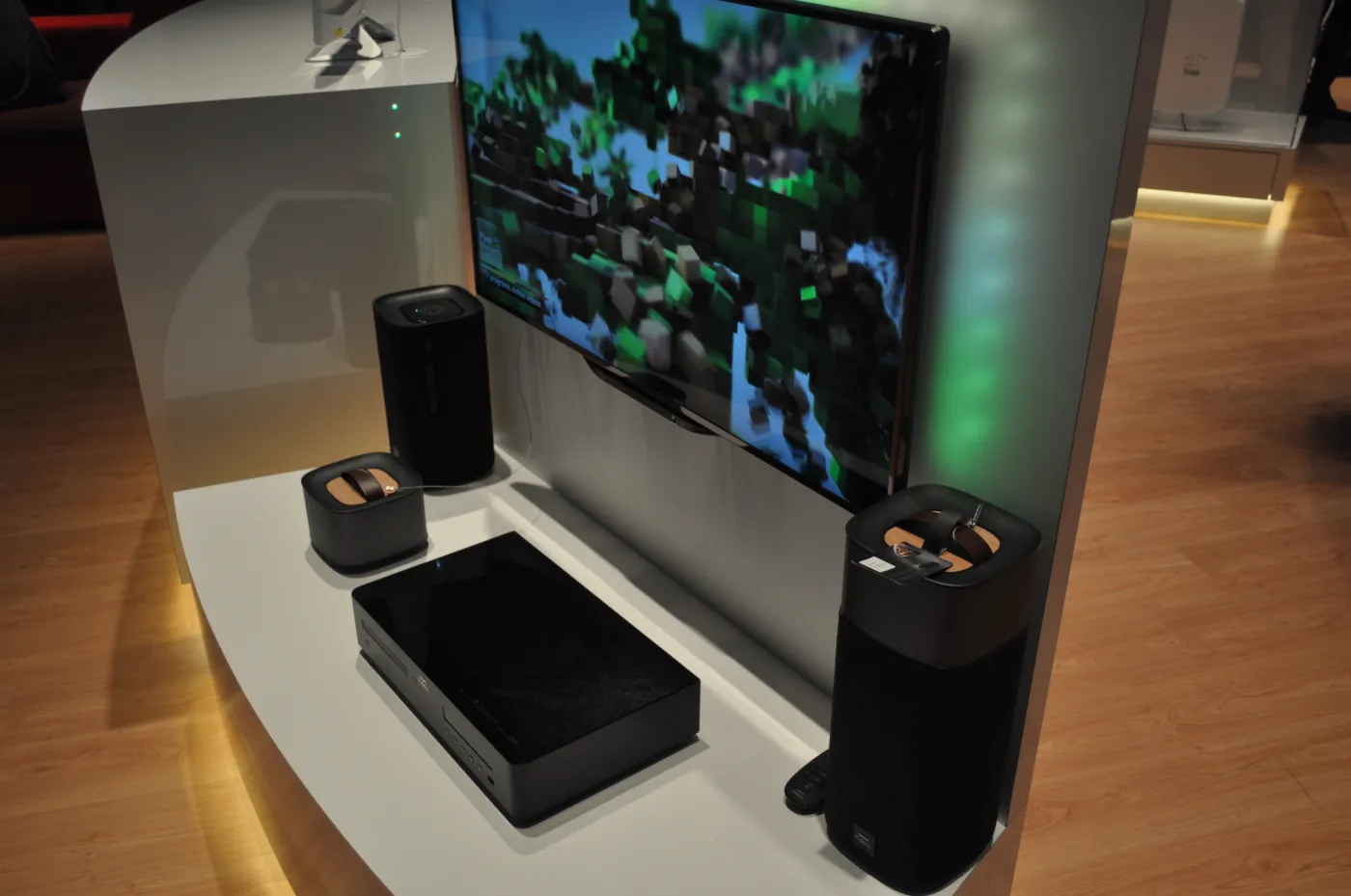 5381270-philips.jpg