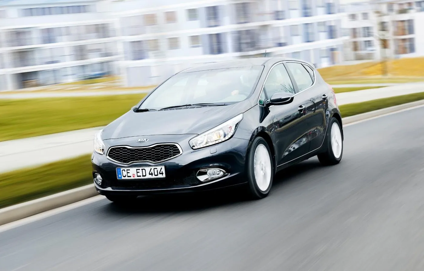3229850-kia-cee-d.jpg