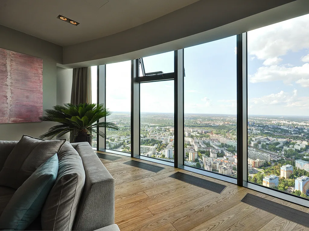 5474290-skytower.jpg