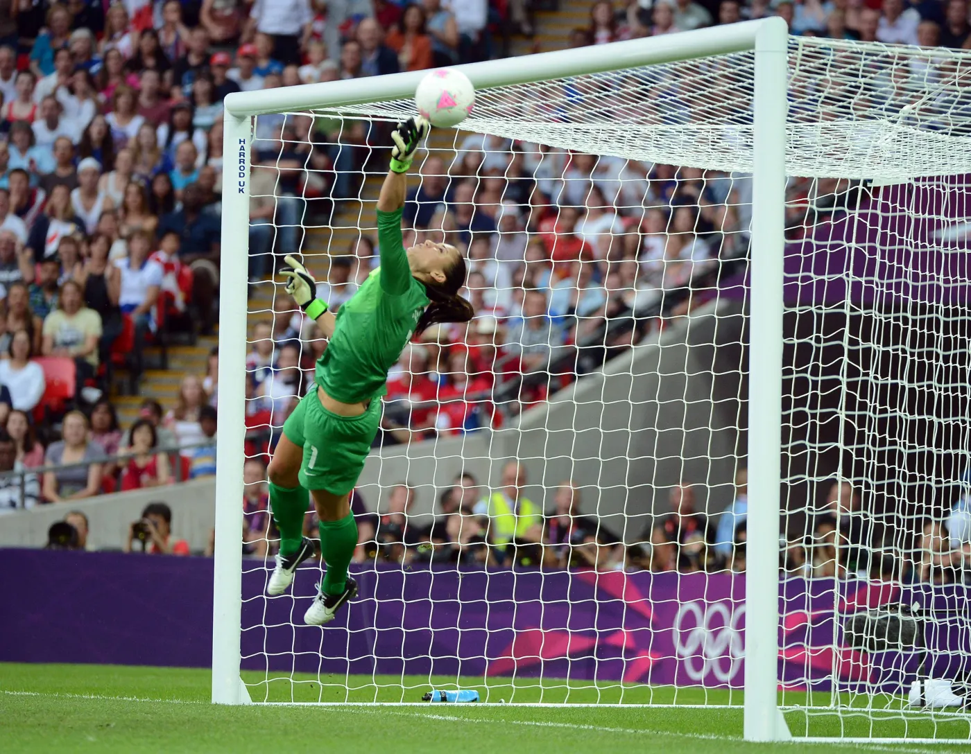 5158929-hope-solo.jpg