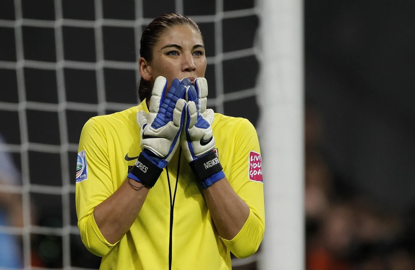 5158958-hope-solo.jpg