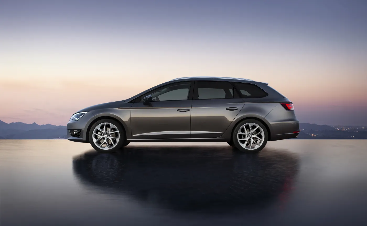 Nowy seat leon ST, czyli hiszpańskie kombi z niemiecką techniką. ZDJĘCIA