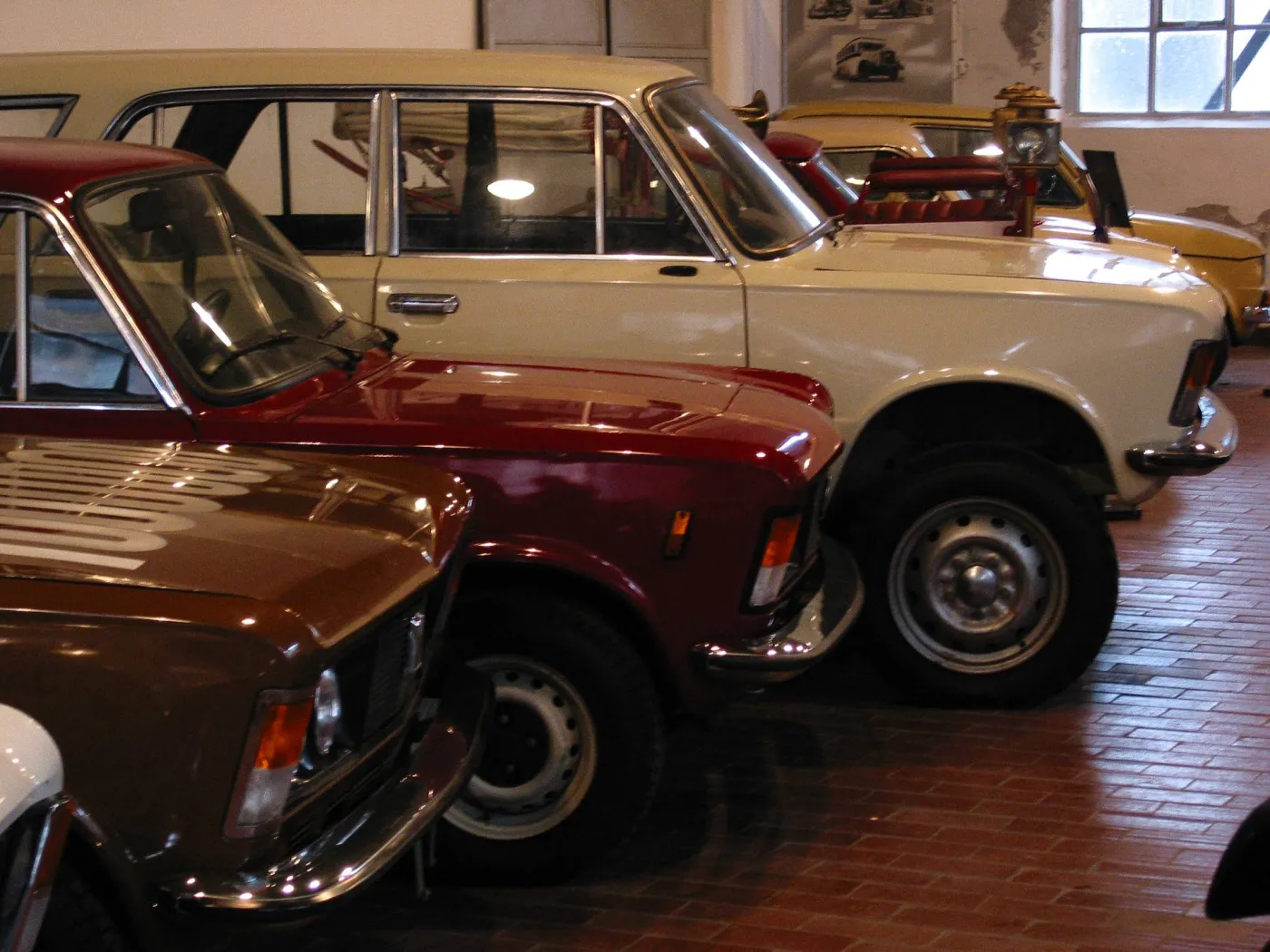 5683445-c3010356rj.jpg