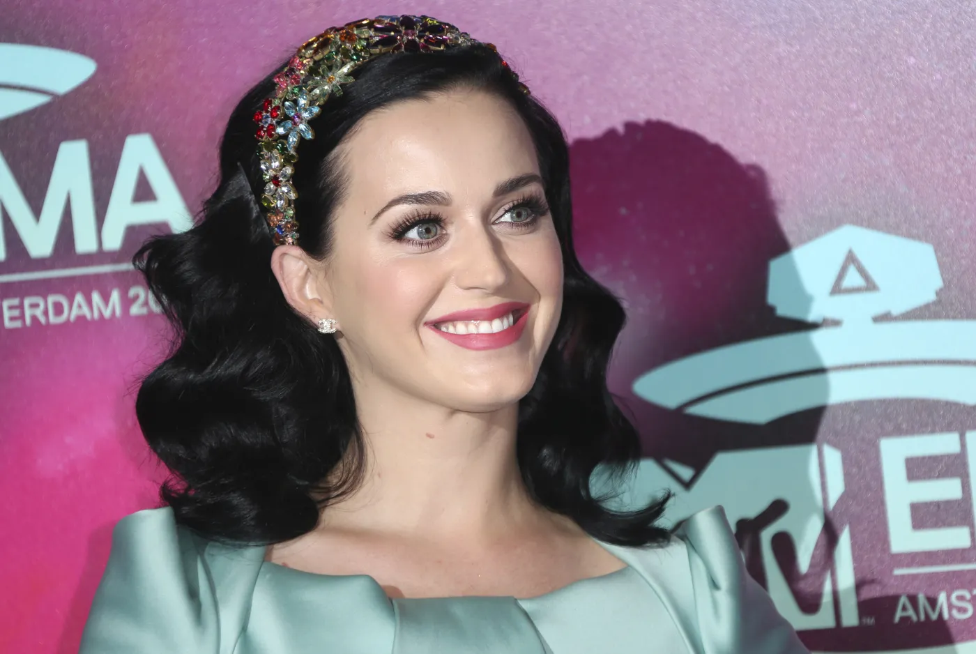 5707737-katy-perry.jpg