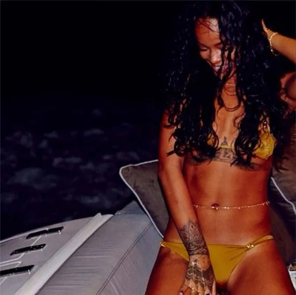 5865137-rihanna.jpg