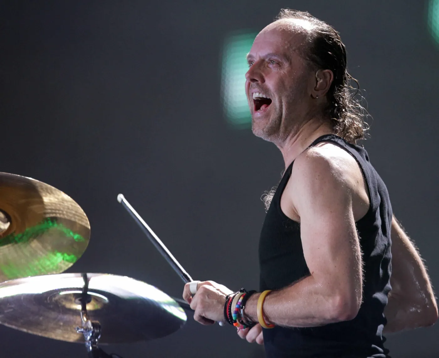 6091386-metallica.jpg