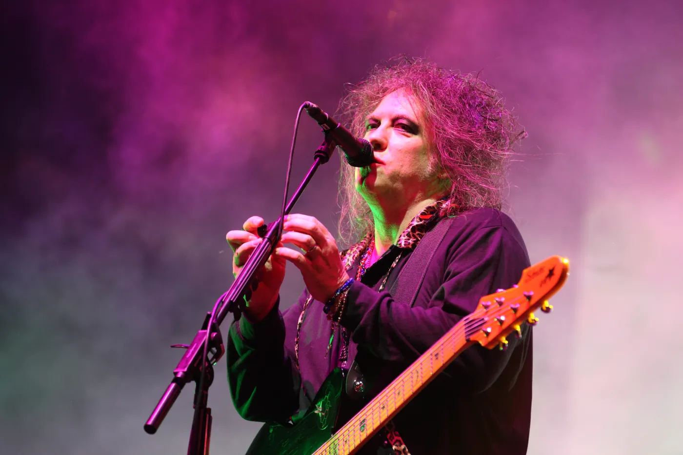 6074045-the-cure.jpg