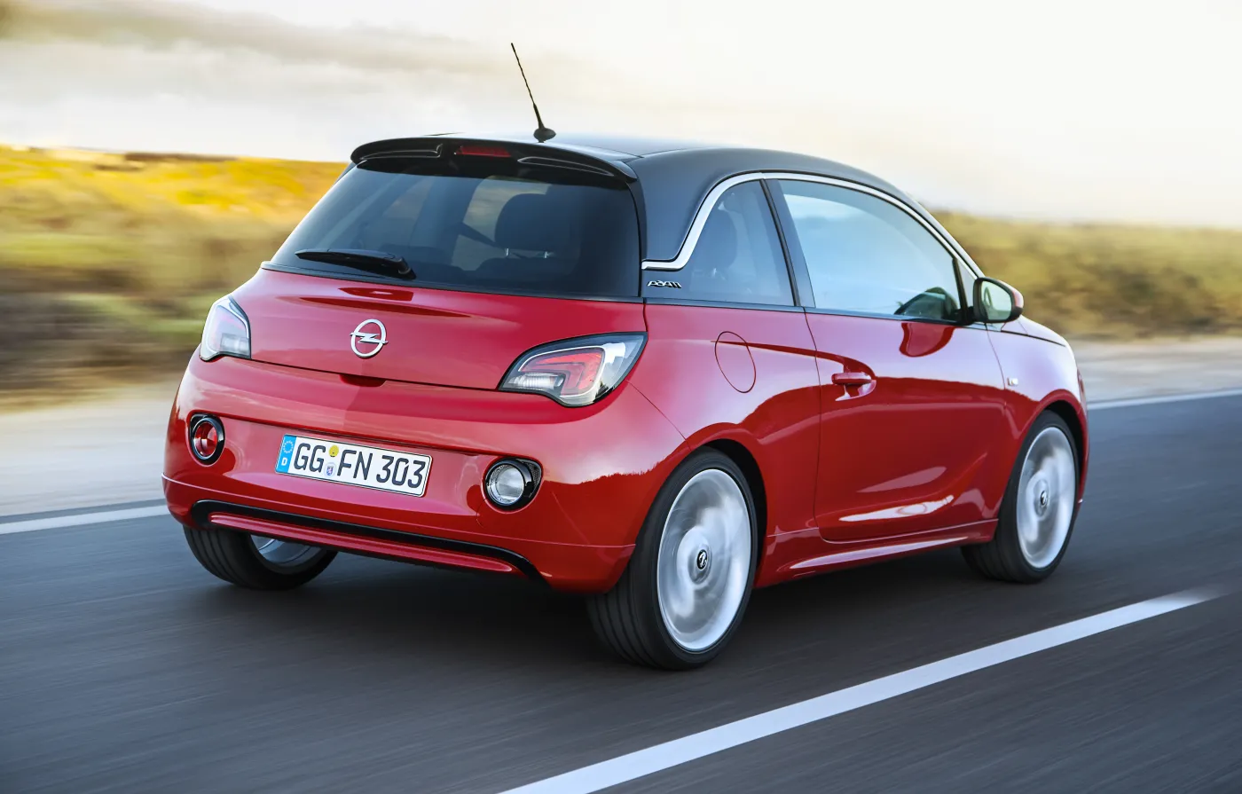 6597364-opel-adam.jpg
