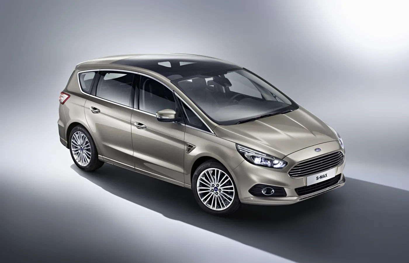 6811074-ford-s-max.jpg