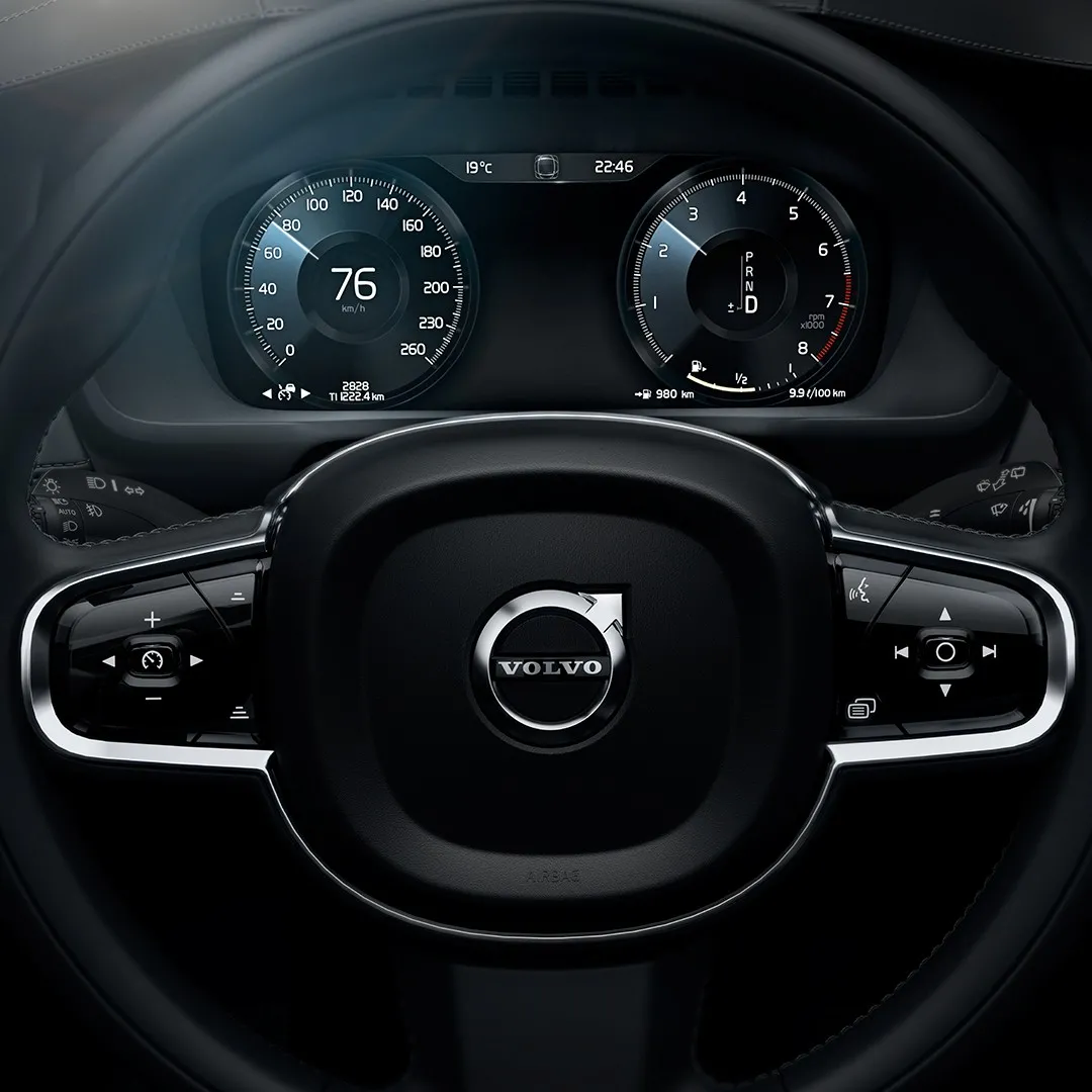 6346706-volvo-xc90.jpg
