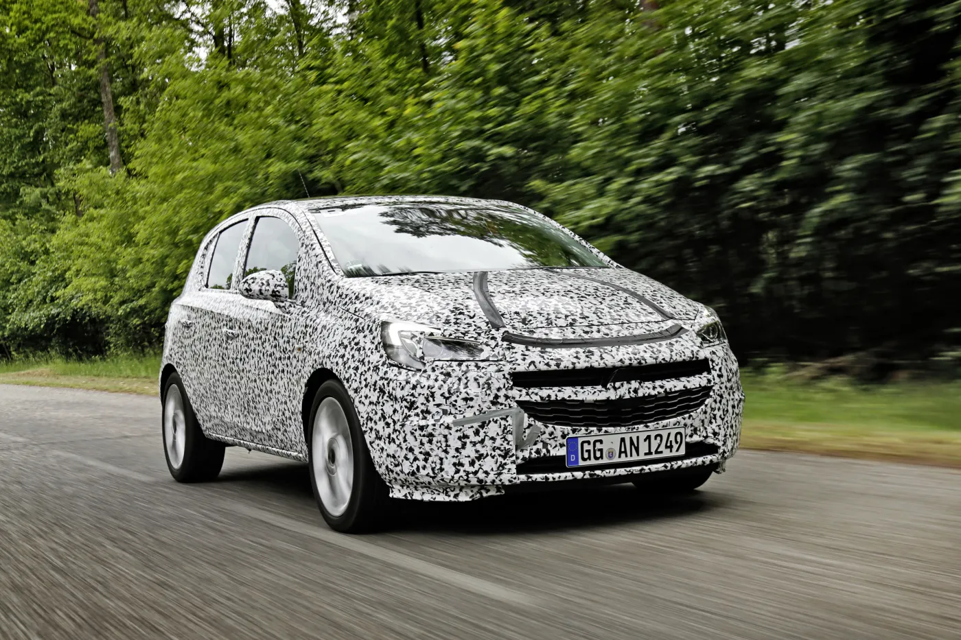 6475113-opel-corsa.jpg