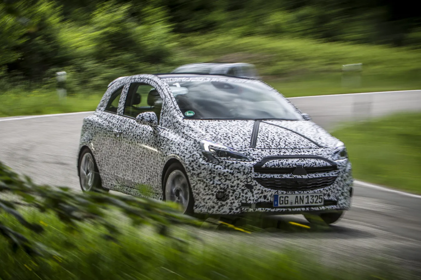 6386034-opel-corsa.jpg
