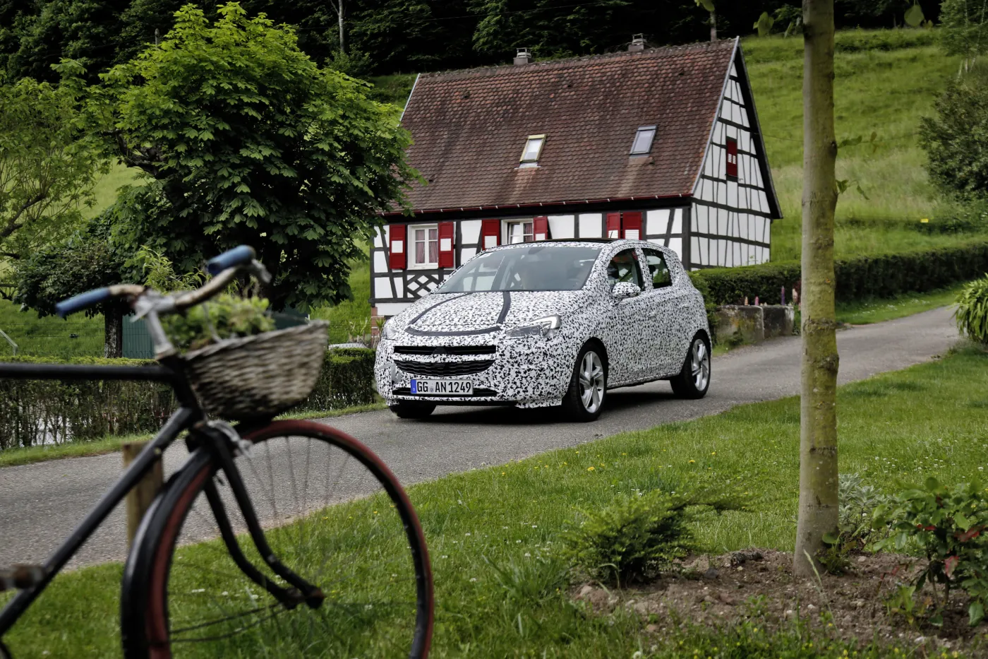 6386237-opel-corsa.jpg