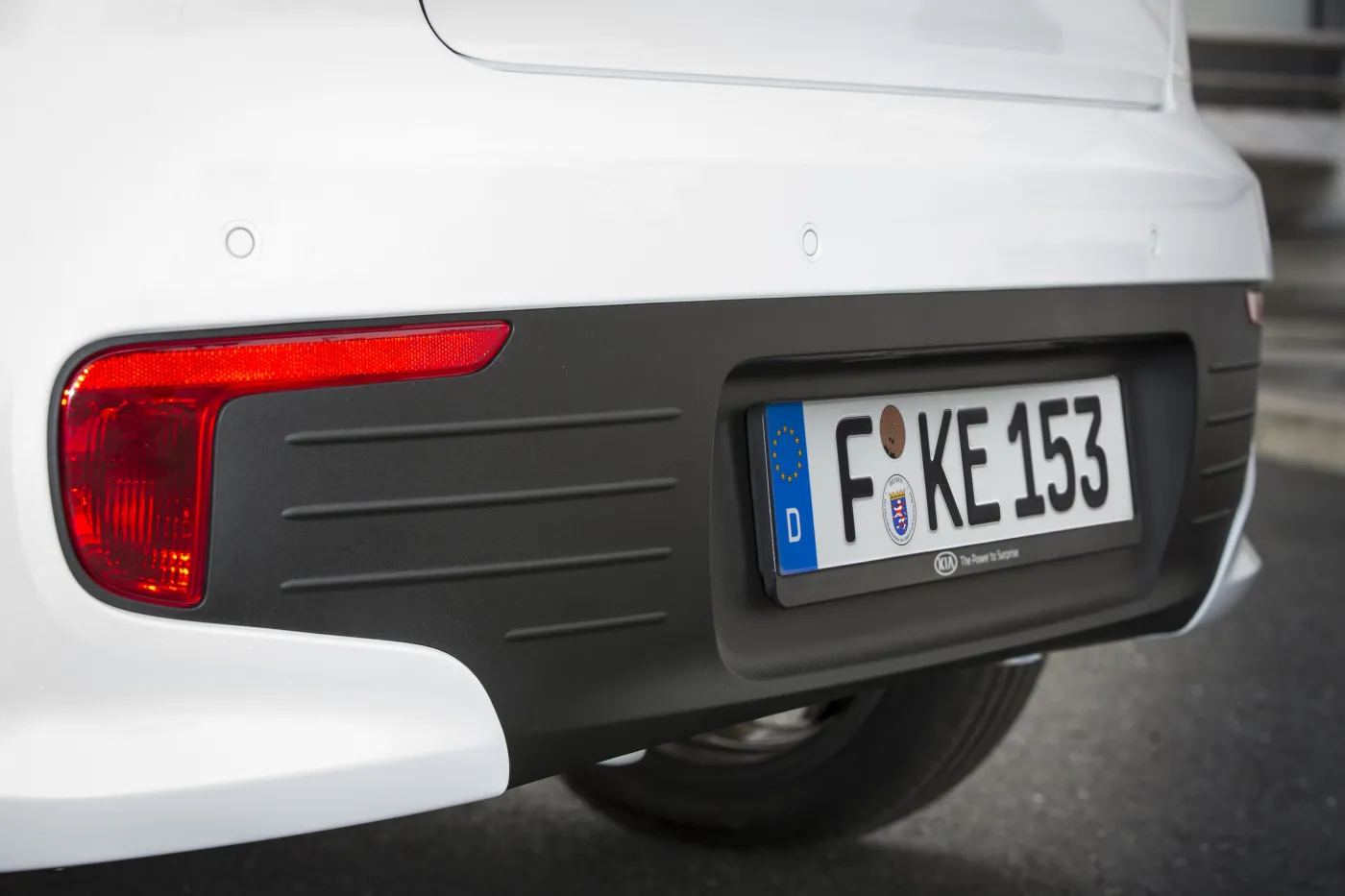 6875447-kia-rio.jpg